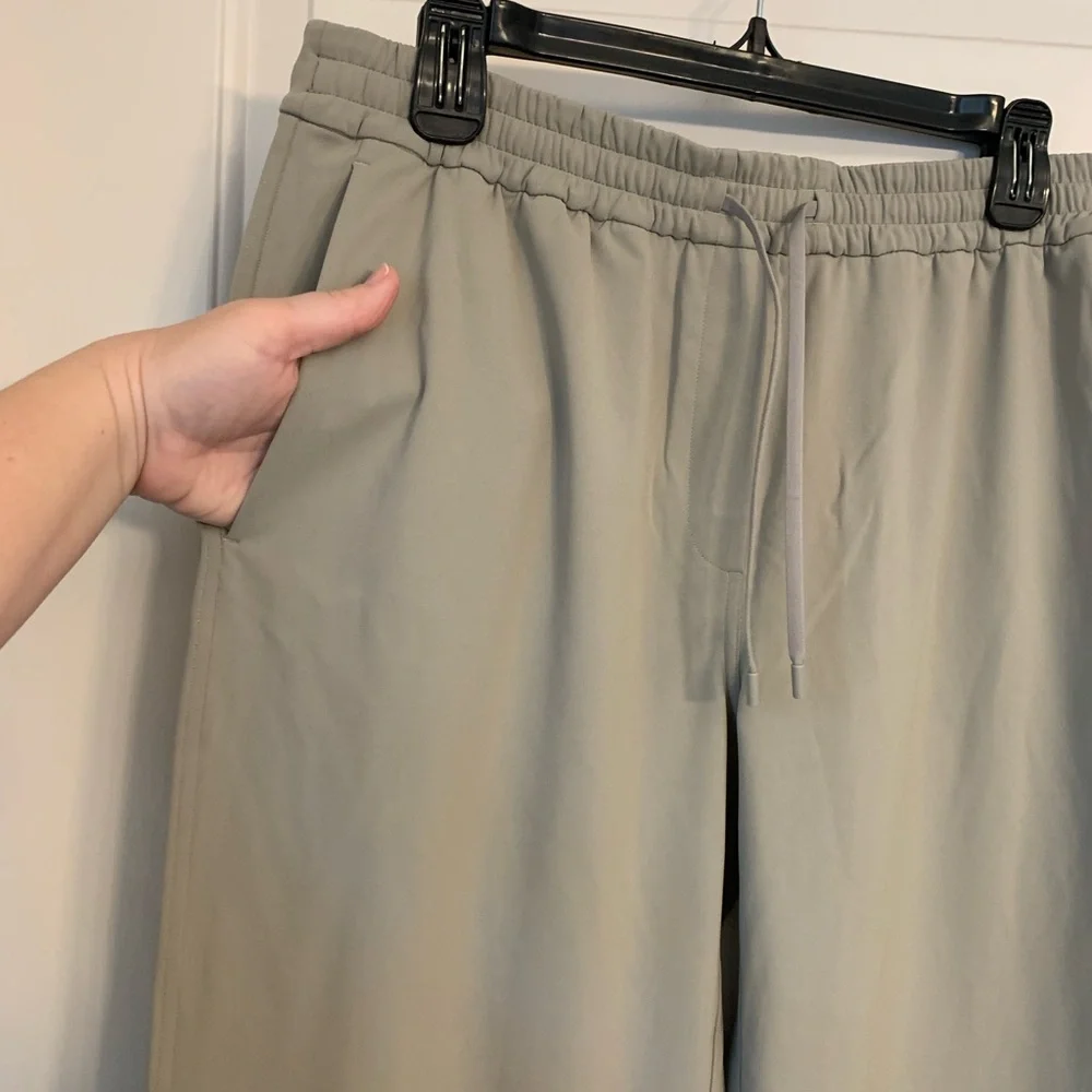 lululemon athletica size large